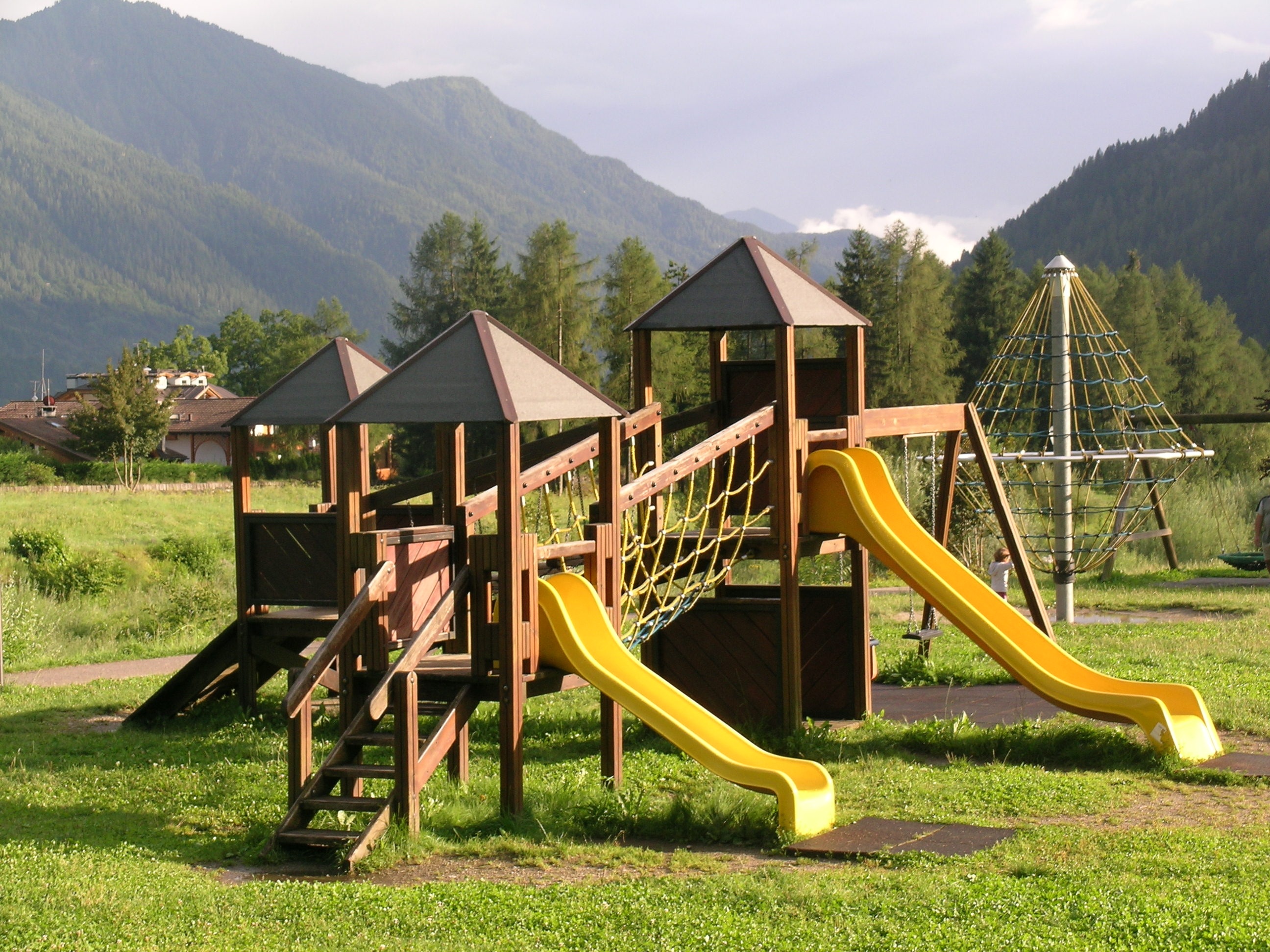 playground-417615